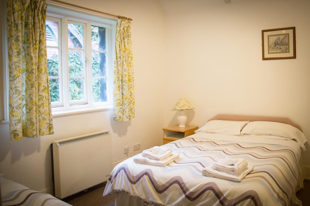 Gregynog Hall Guest House Tregynon Eksteriør bilde