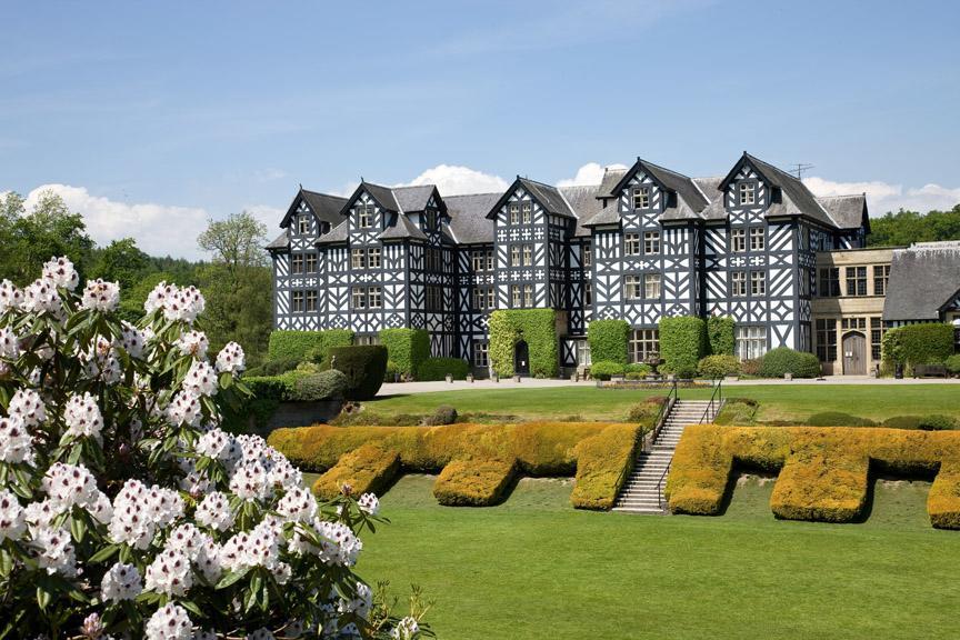 Gregynog Hall Guest House Tregynon Eksteriør bilde